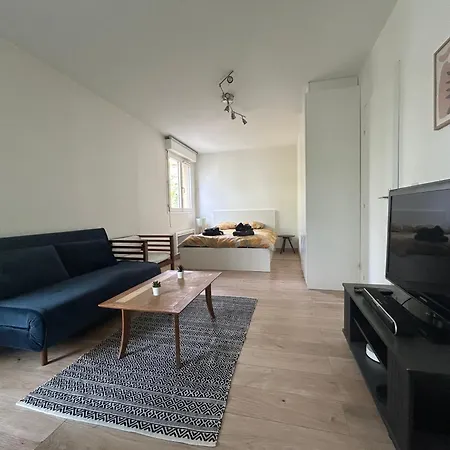Apartment Grand Studio Proche Cite Internationale