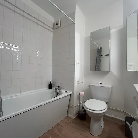 Apartment Grand Studio Proche Cite Internationale Caluire-et-Cuire